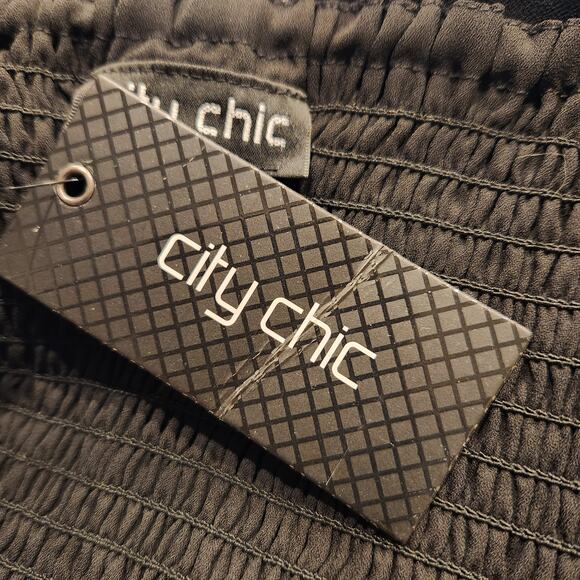 City Chic NWT Women's Black Floral Jemina Peplum Peasant Blouse Top Size 24 - Picture 8 of 9